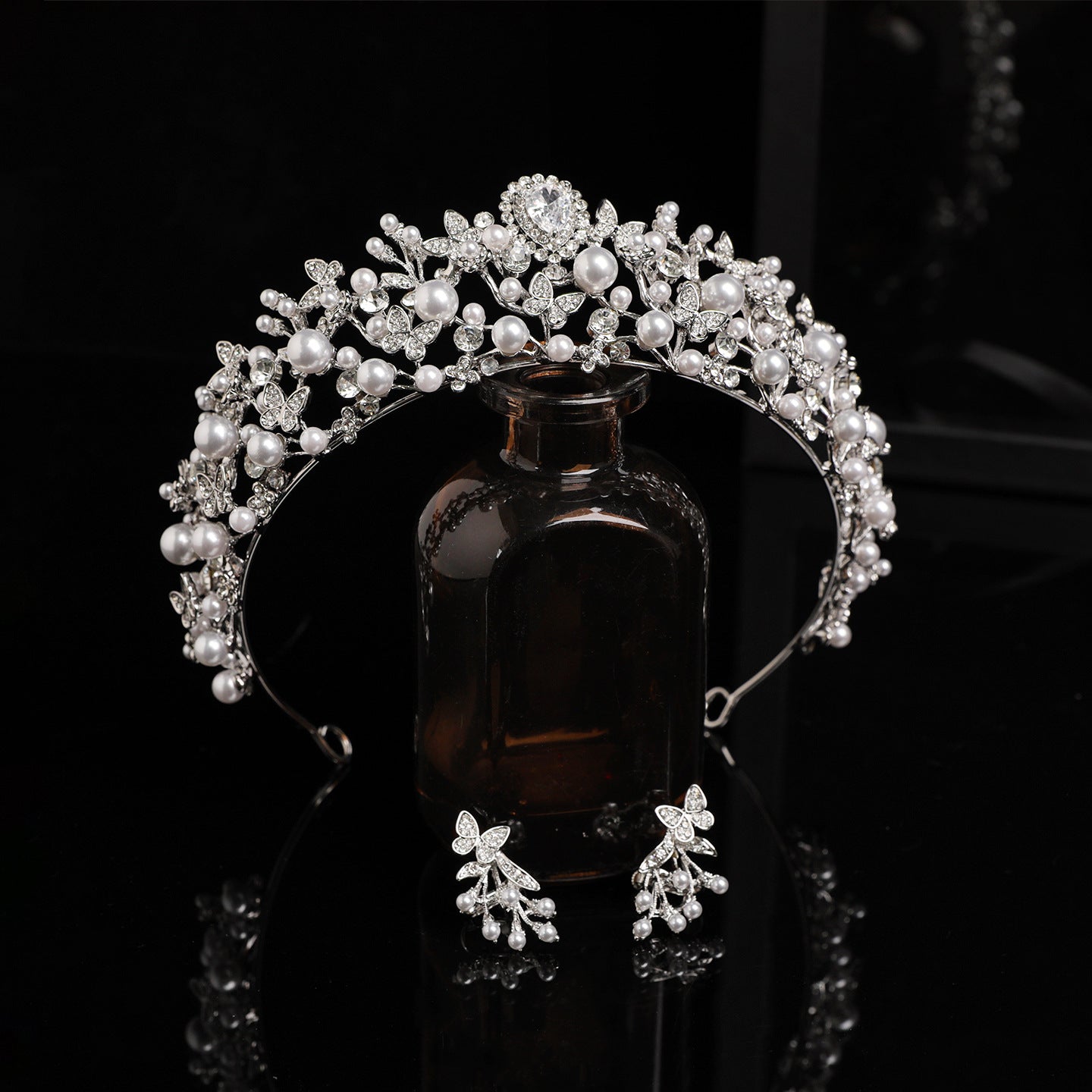 Zircon Pavé Bridal Crown with Pearls