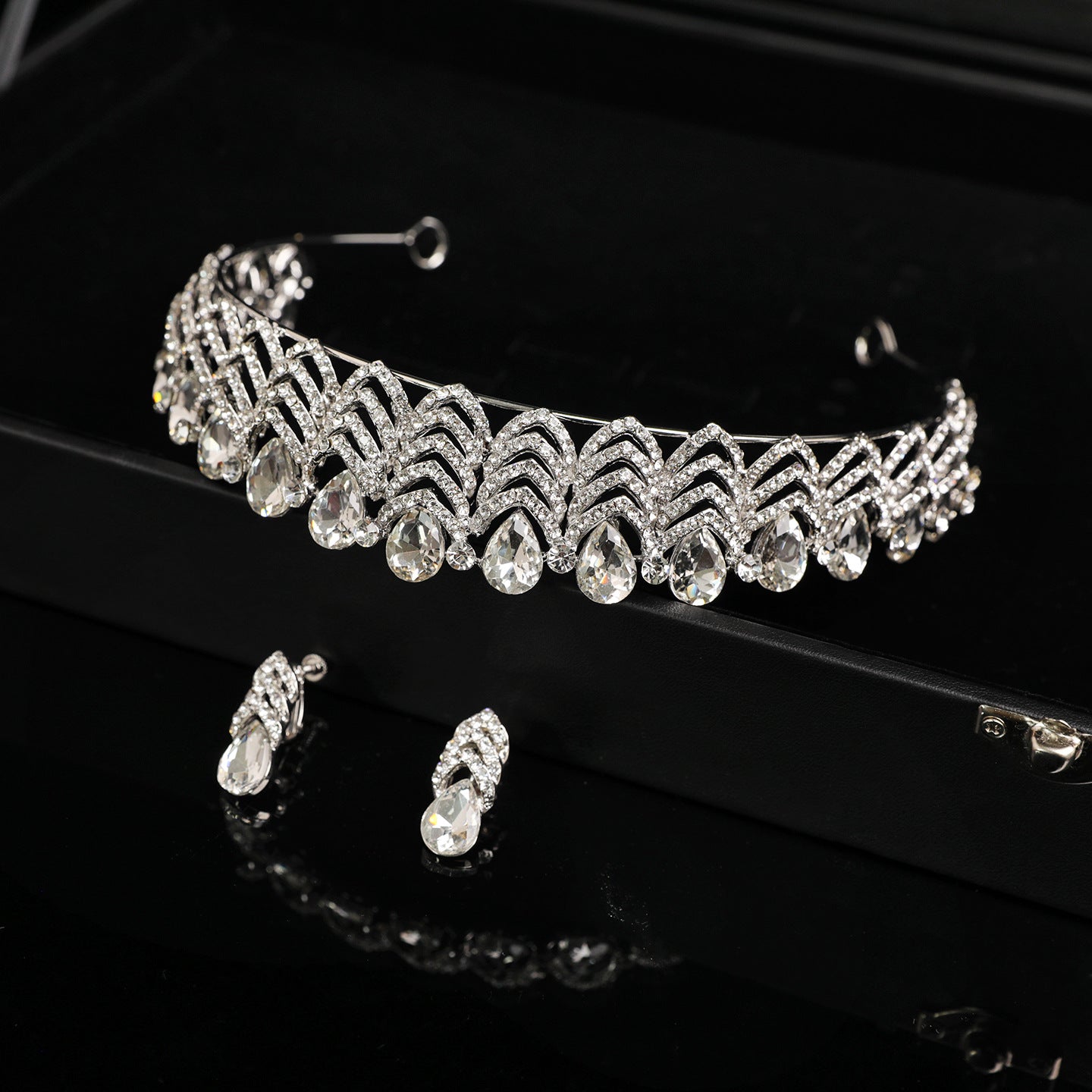 Full-Circle Crystal Bridal Crown